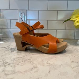 Dansko sandal